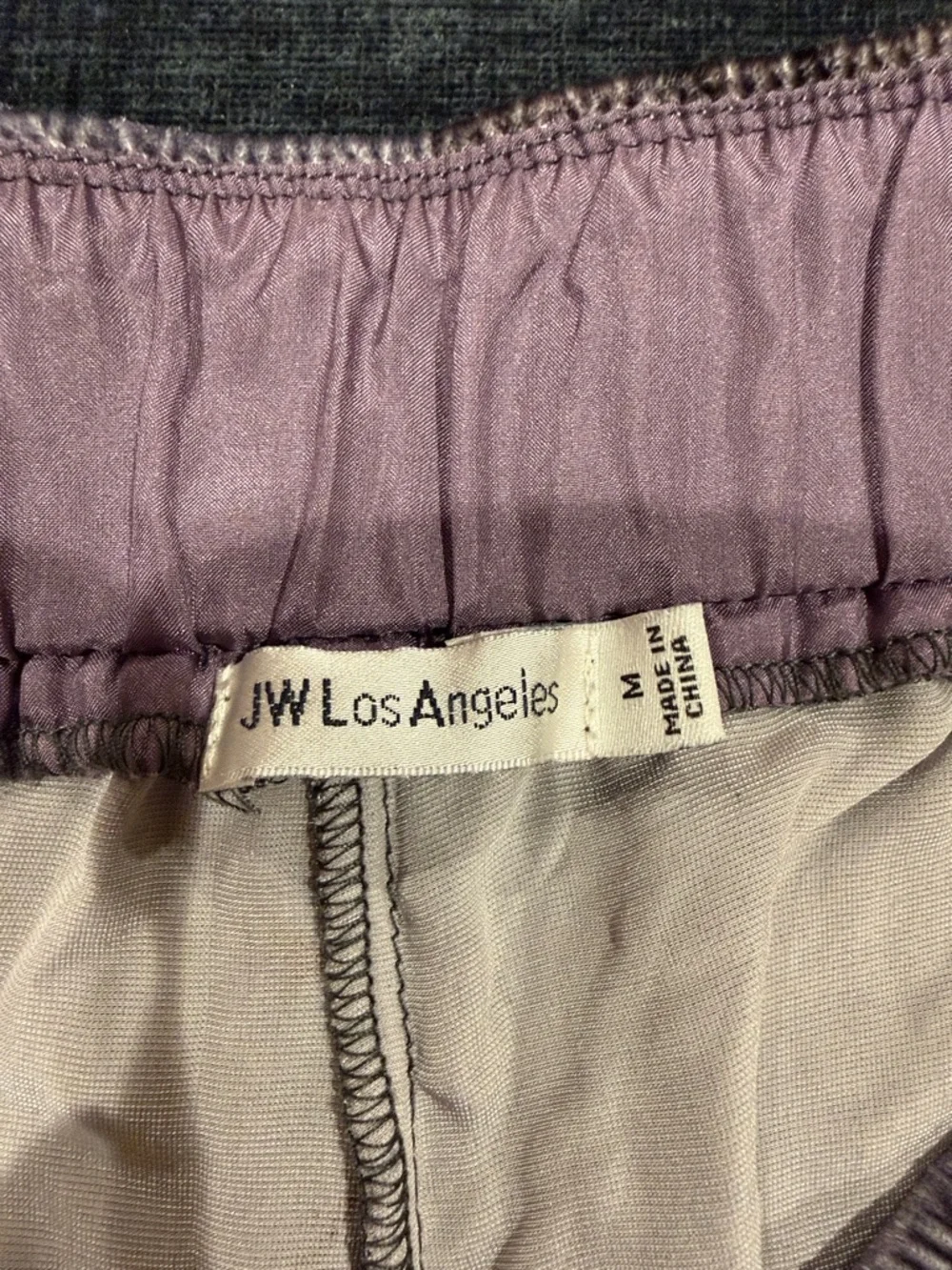 Johnny Was Lilac Floral Wide-Leg Silk Blend Velvet Pants - Picture 4 of 4